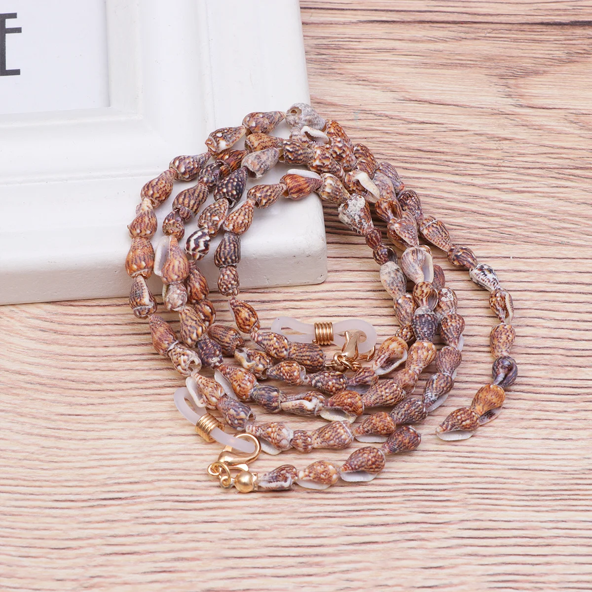 

Eyeglass Chain Fashion Shell Design Anti-Slip Glasses Holder For Sports Running Hiking Cycling Eyewear Retainer Strap