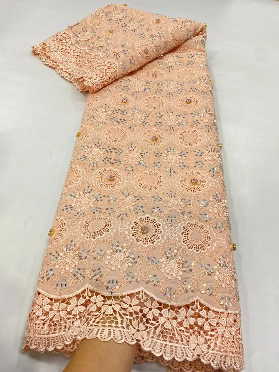 

Африканское кружевное полотно 2026 года, высокое качество, хлопковые ткани на метры, вышивка, стразы, лён, для выпускных платьев, фатин, дизайн, 5 ярдов