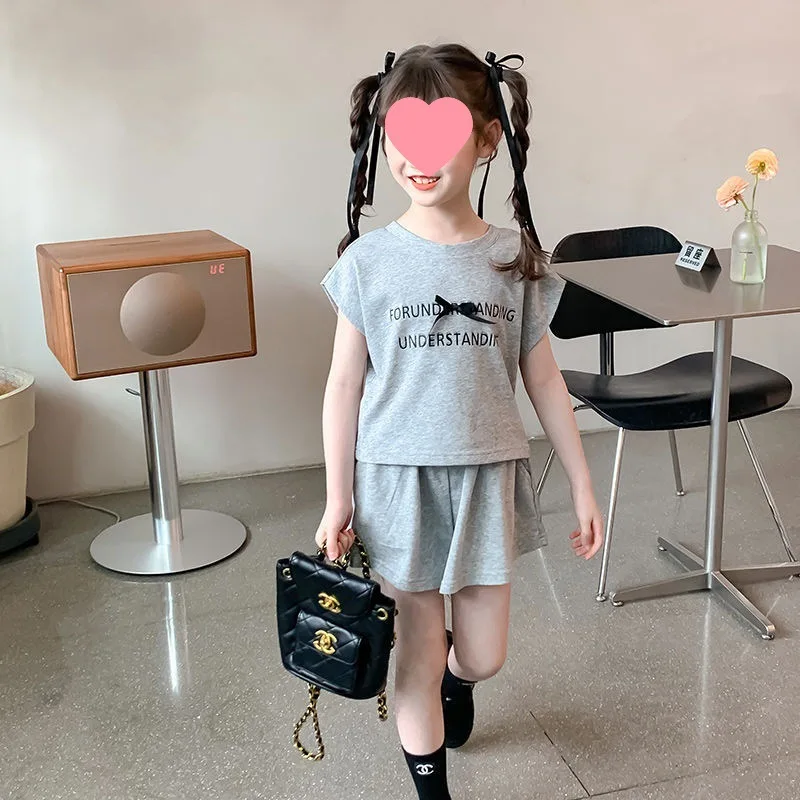 Fashion Girls Suits and Children Fashion New Summer Solid Color Letter Bow Cute Casual Style Short-sleeved Two-piece Set