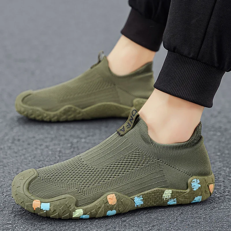 Hot Sale Summer Casual Sneakers Men Slip-on Shoes Comfortable Breathable Knit Sneakers Man Trainers Outdoor Men's Sports Shoes