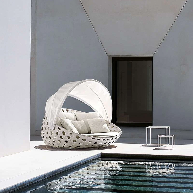 Outdoor rattan bed villa garden round bed swimming pool sofa chair hotel rattan chair beach chair Nordic imitation rattan sofa