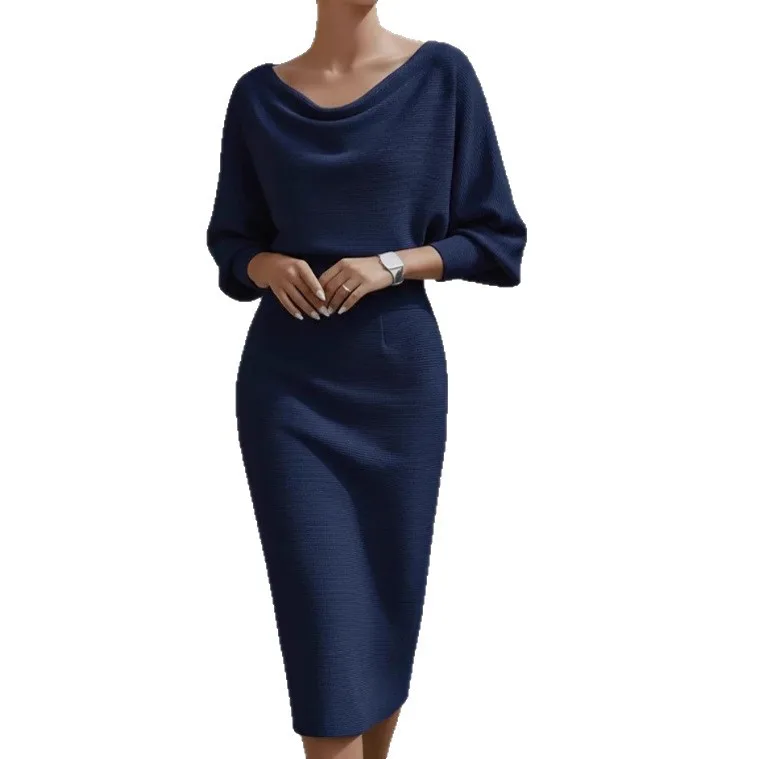 فستان محبوك نحيف بأكمام الخفافيش عصري جديد لعام 2025 فساتين نسائية صيفية مثيرة أنيقة بلون سادة غير منتظمة للنساء