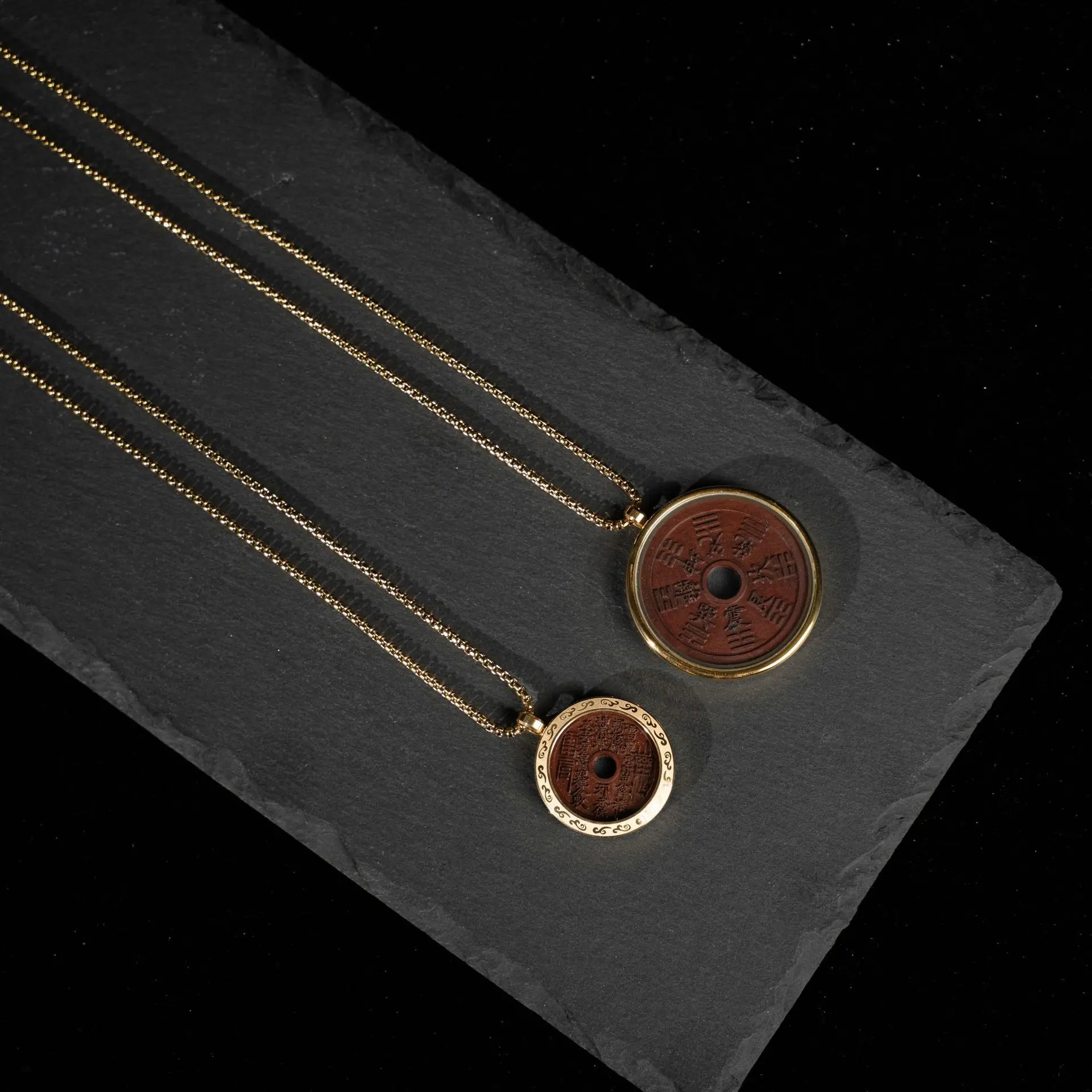 Traditional Chinese Style Thunder Struck Jujube Wood Double Sided Openable Shan Gui Gawu Box Pendant Necklace Lucky Blessing Aus