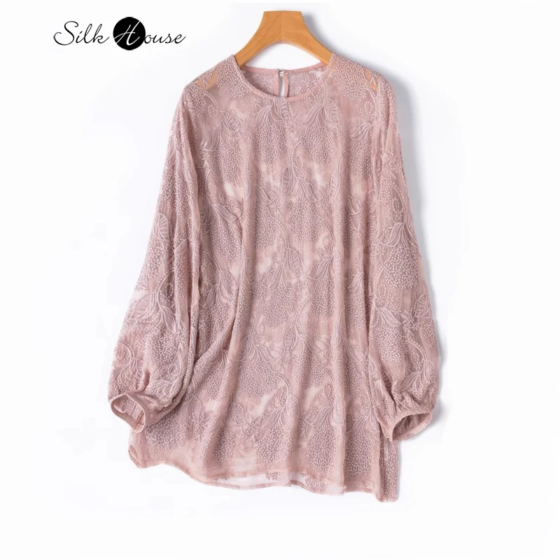 

Smoke Pink Romantic Natural Mulberry Silk Heavy Industry Embroidery Cover Shirt Long Sleeved Loose Semi Transparent Sunscreen