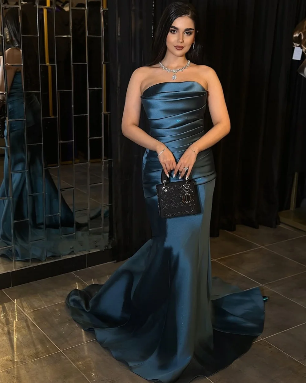 

Customized Modern Style Fashion Charmeuse Pleat Mermaid Strapless Long Dresses Bespoke Occasion Dresses Sizes Available Formal