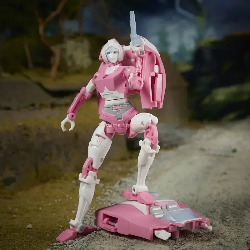In Voorraad Hasbro Oorlog Voor Cybertron Earthrise Verbeterde D-Klasse Arcee Siege Kingdom Robot Autobot Figuur Transformatie Speelgoed gift