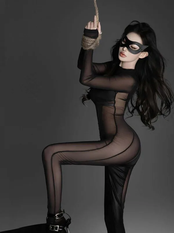 Kostium fotograficzny dla kobiet: futurystyczny żołnierzyk, spodnie z wysokim stanem, długie spodnie, styl dojazdowy, cekiny, patchwork.