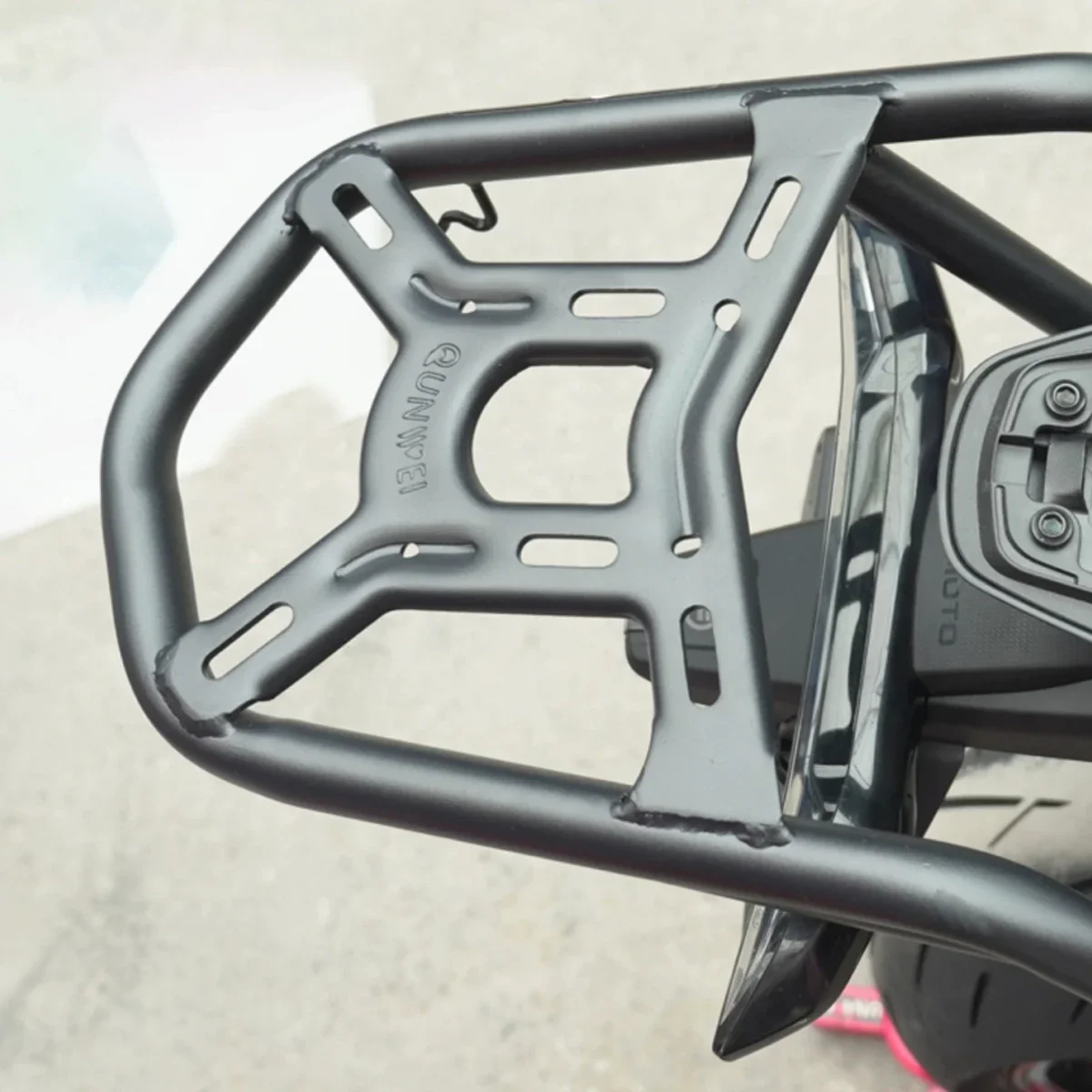 Motorcycle modification rear tailstock rear shelf trunk cargo rack bracket FOR CFMOTO 675SR 675SR-R 675SS 675 SR-R 675NK