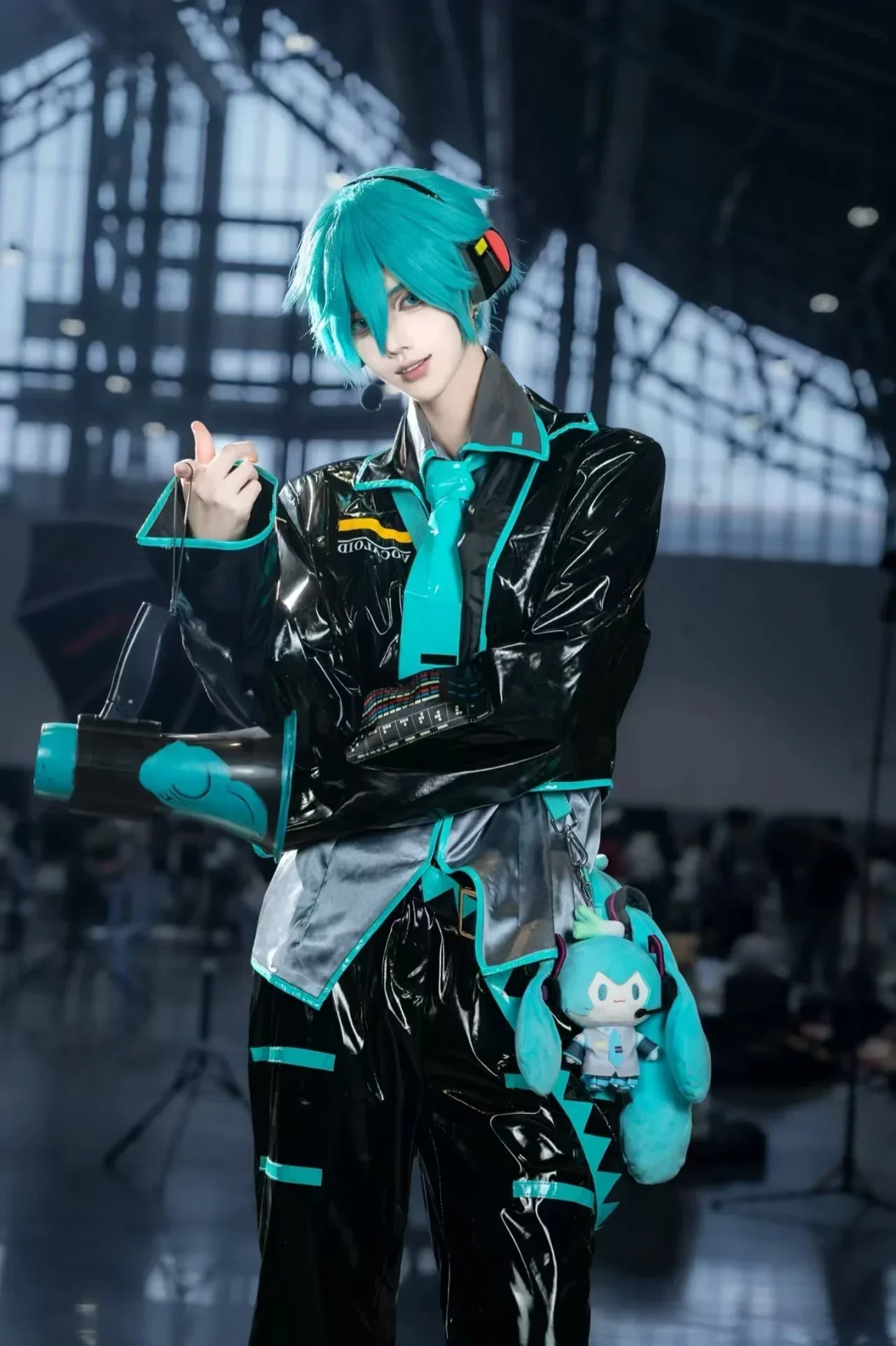 أزياء CosplayAnime Mikuo للرجال، أزياء تنكرية باللون الأخضر بأي حجم مصنوعة حسب الطلب، مجموعة كاملة سترات سوداء مخصصة مثالية مع gree