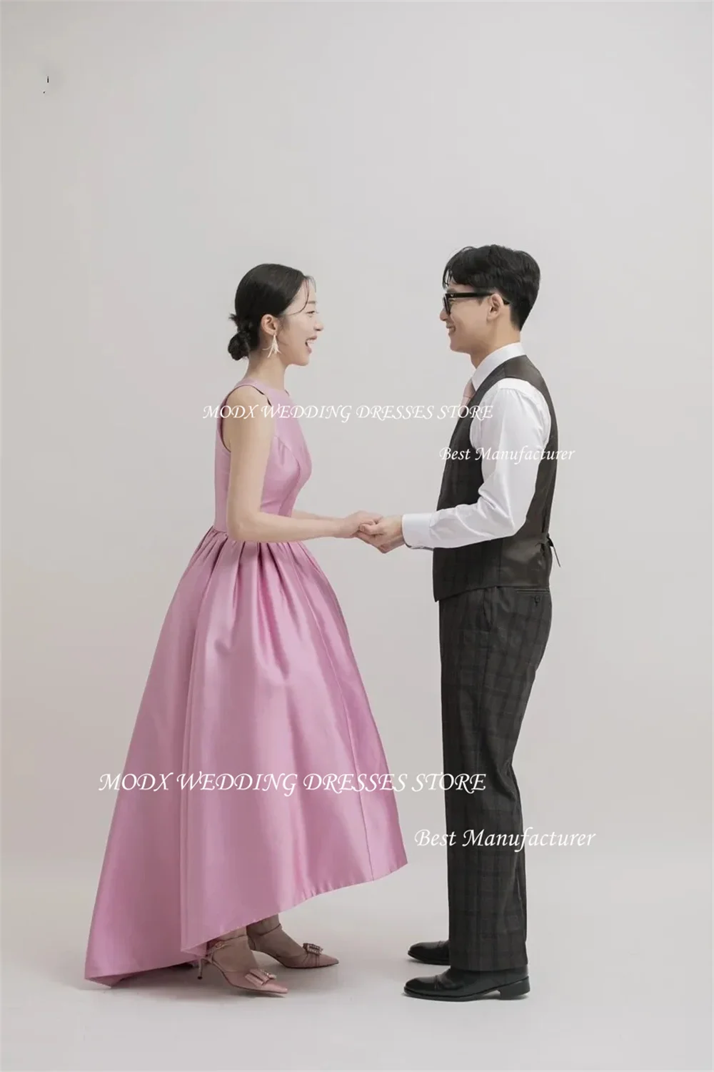 MODX Abito da sposa alto basso in raso colorato da sogno Nuovo design senza maniche A Line Back Lace up Semplici abiti da ballo da sposa