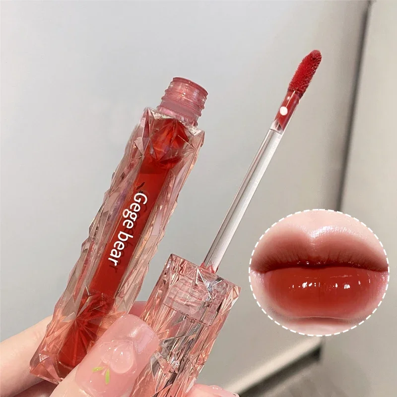 Heallor Crystal transparent diamond gloss mirror lip glaze appears white and is not easy to stick to cups.