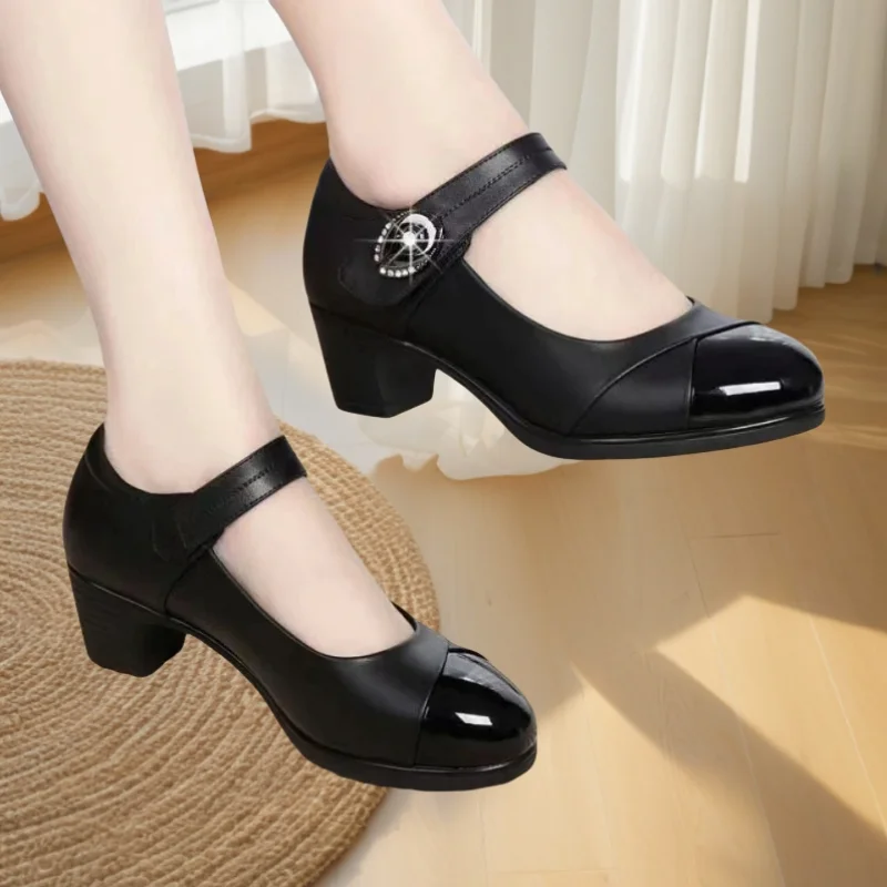 Spring and Autumn New Round Head Sports Thick Follow Up Shoes Fashionable Comfortable and Sexy Casual Banquet Women's Shoes