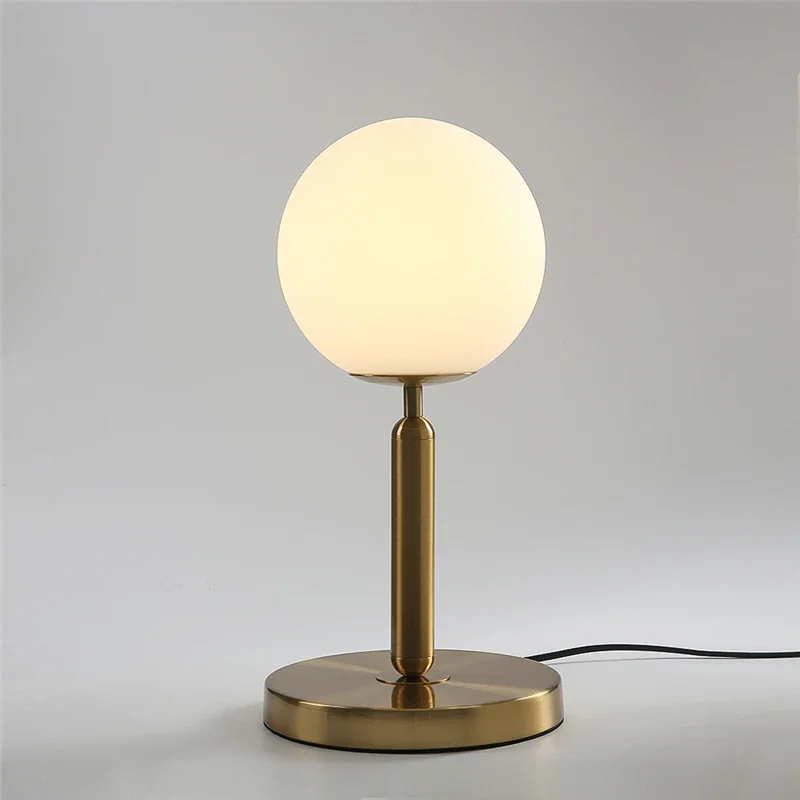 

Modern Table Lamps Nordic Bedroom Bedside Creative Glass Ball Decorative Table Lights LED Simple Study Desk Light Send E27 Bulb