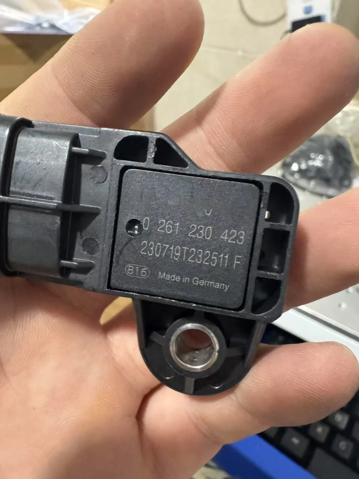 

10 шт. 0261230423 Карта датчика давления впускного коллектора для VOLVO