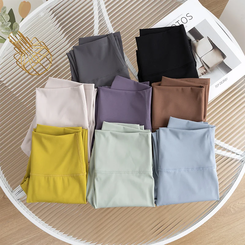 Vendita calda Leggings fitness Pantaloni da corsa Leggings con sensazione nuda Vita alta Push Up Sport Donna Fitness Corsa Pantaloni da yoga 👖 👖