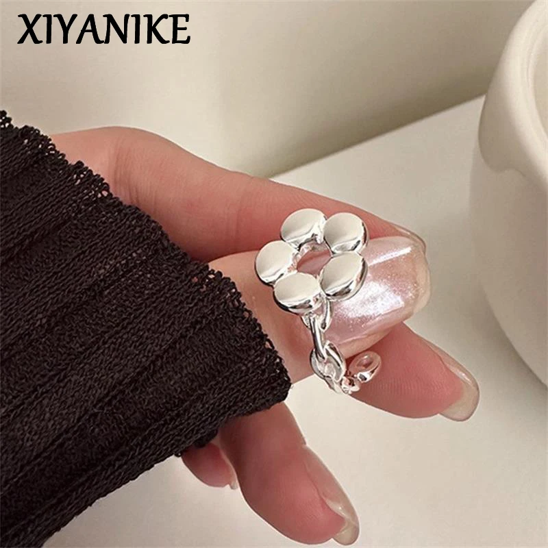 

XIYANIKE Summer Beach Sweet Hollow Flower Open Cuff Finger Rings For Women Girl Fashion New Jewelry Gift Party anillos mujer