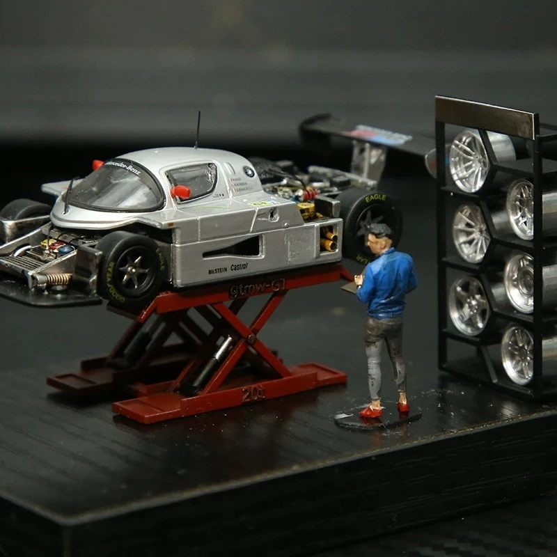 Diorama 1:64  Scale Car Lifter Model Garage Repair Workshop Scene Display Props Model Scissor Lift Model