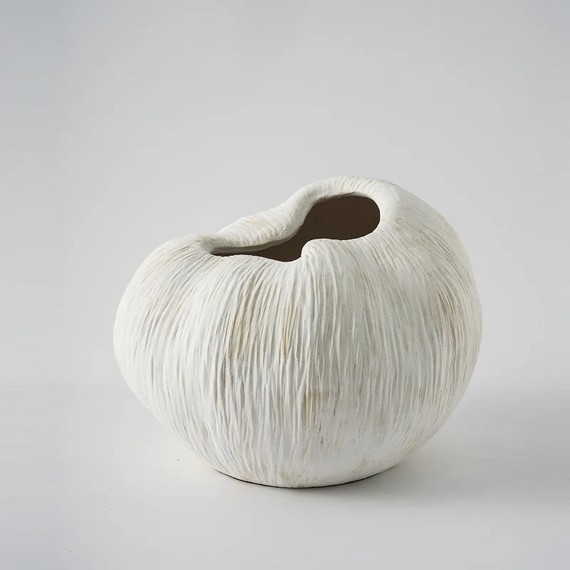 Florero seco de cerámica con estampado coral