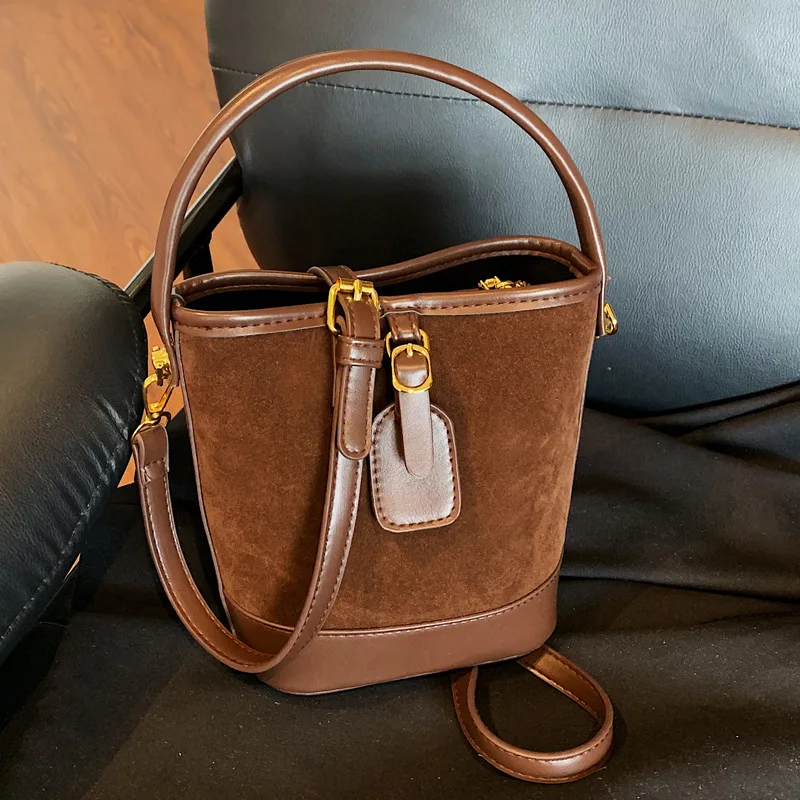 

Stylish Casual Mini Women's Bag - Retro Autumn Winter Bucket Bag, Versatile Handheld/Shoulder & Crossbody