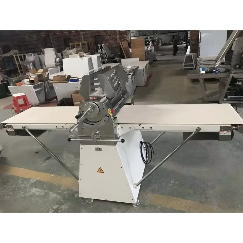 Commercial Automatic High Dough Sheeter New Vertical Press Machine Danish Pastry/Cake Flour Bakeries Pengzhongchu China 220V