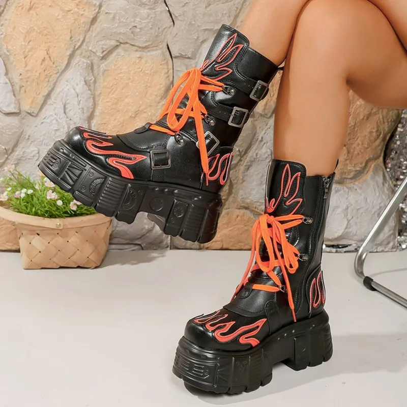 

New Luxury Retro Dark Spanish Punk Locomotive with The Same Flame Metal Muffin Thick Bottom Medium Tube Men and Women Rock Boots