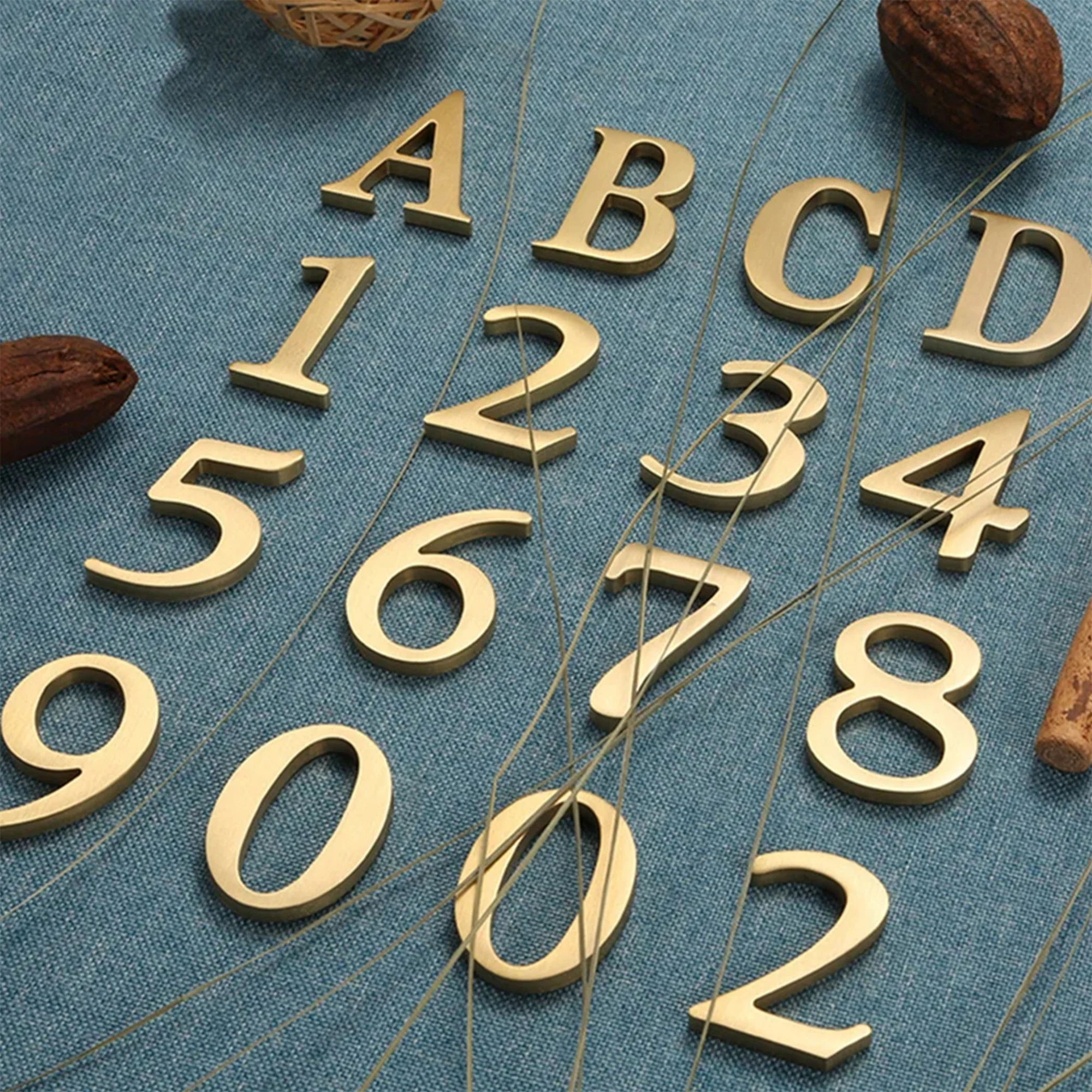 Solid Brass House Numbers And Letters English Alphabet Wall Adhesive Signs for Apartment Hotel Home Decoration DIY Number 0~9