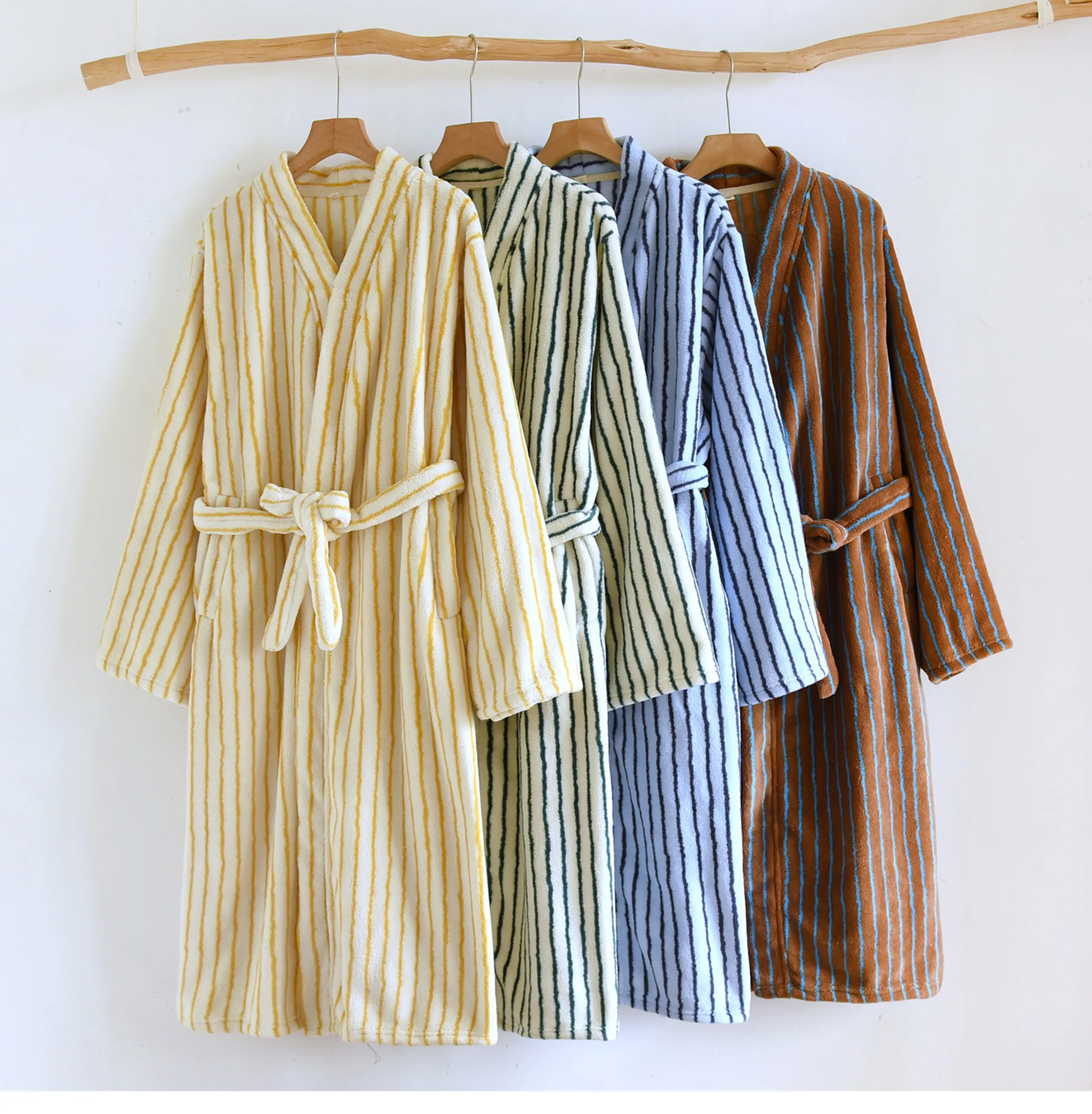 

Japanese Traditional Kimono Yukata Women Striped Robe + Pants Set Comfortable Coral Fleece Winter Warm Loungewear Clothing