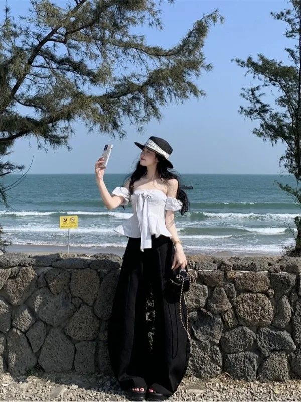 

Элегантная женская блузка с рукавами-фонариками Pure Desire, весна 2026, новый стиль, в полоску, с коротким рукавом, с открытыми плечами, универсальный топ