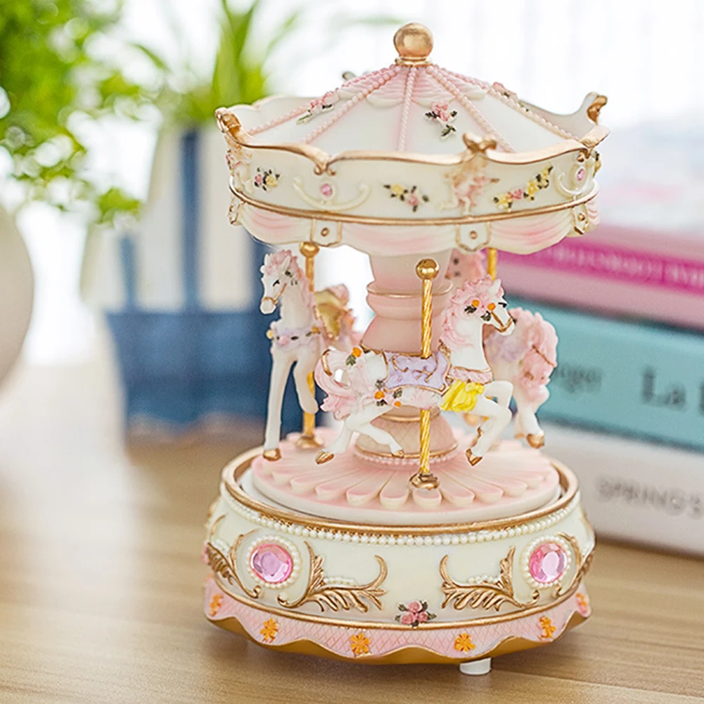 

Color Changing Birthday Retro Valentine's Day Luxury Carousel LED Light Handwork Romantic Craft Music Box Clockwork Mechanism