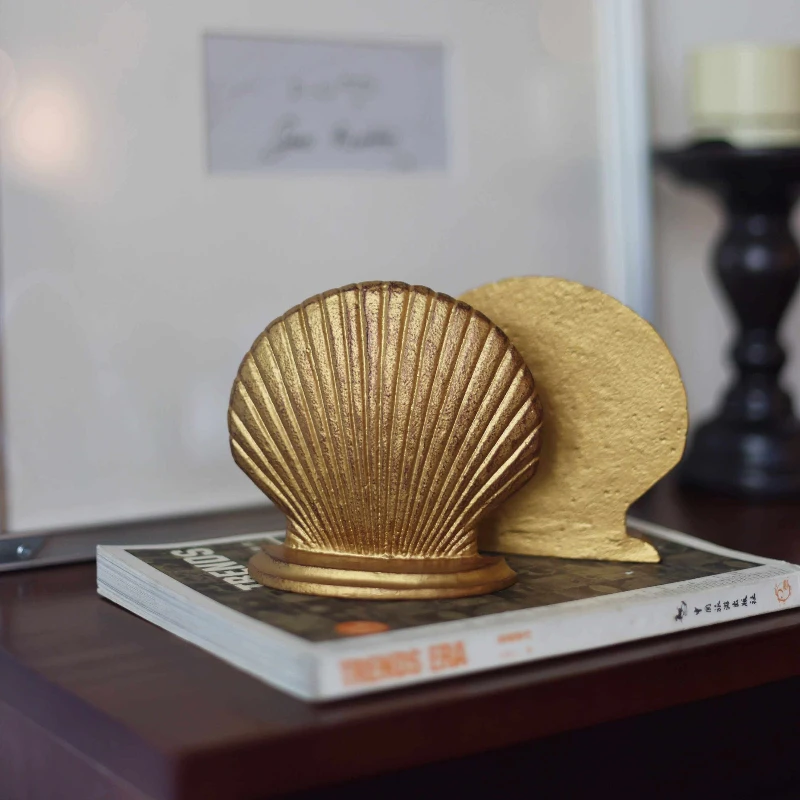 Vintage Bronze Shell Bookend Ornament Living Room Art Desktop Ornament Cast Iron Bookstand Scallop