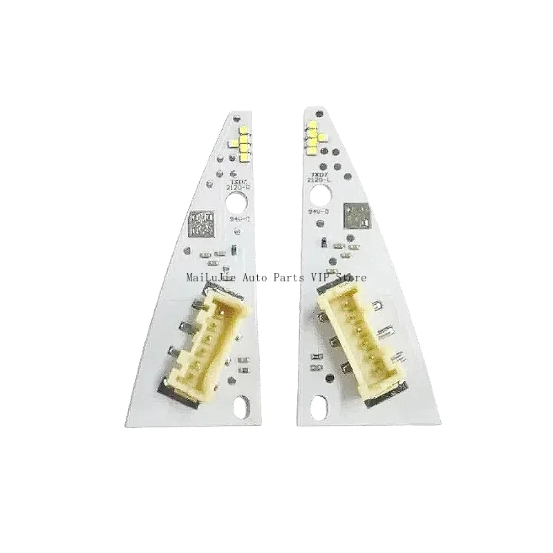 

Suitable for 2020-2023 SEAT Leon models White/Yellow daytime running light chip LED headlight turn signal source chip