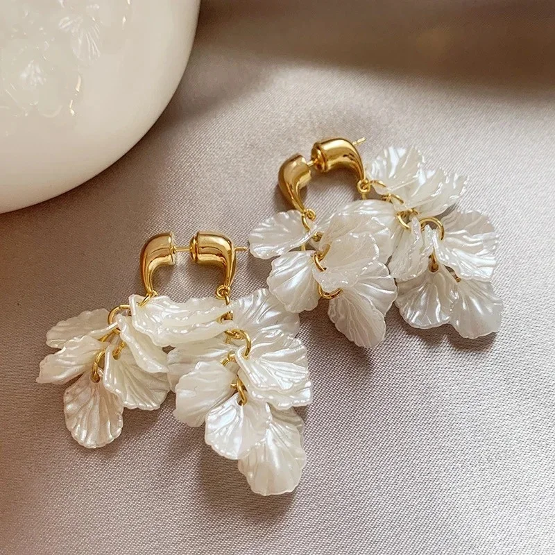 Korea New Design Fashion Jewelry Resin Shell Fringe Front and Back Earrings Elegant Women Beach Party Accessories
