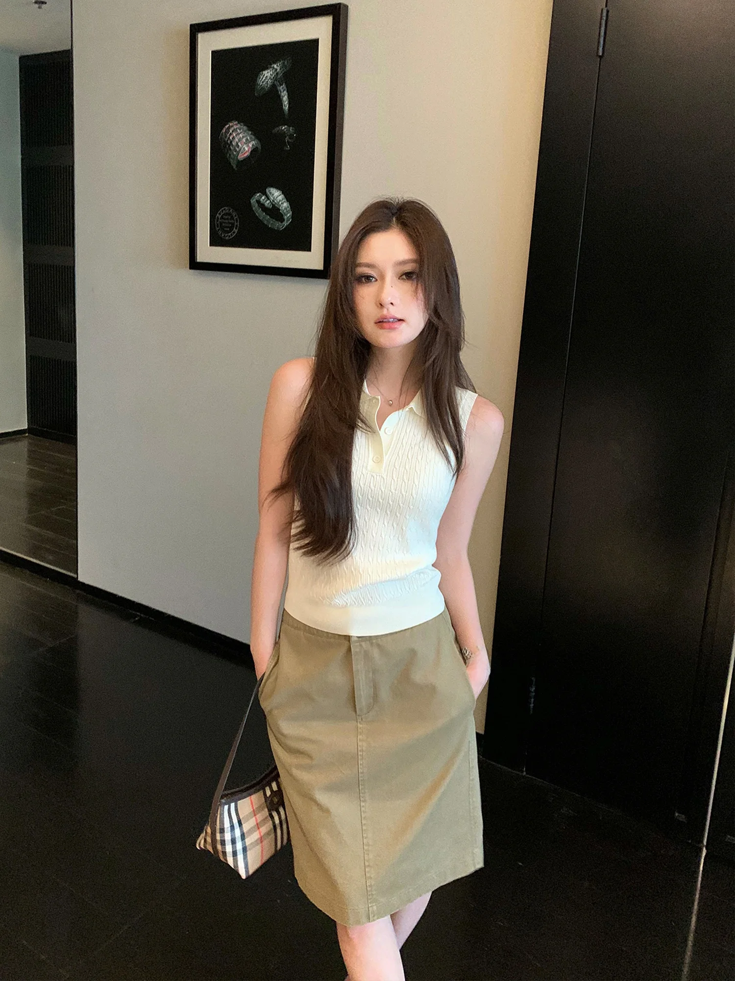 Pusumede Long Termism Women's Knitted Slim Fit Sleeveless Vest Collared Top Polyester Fiber Regular Length Overhead Style