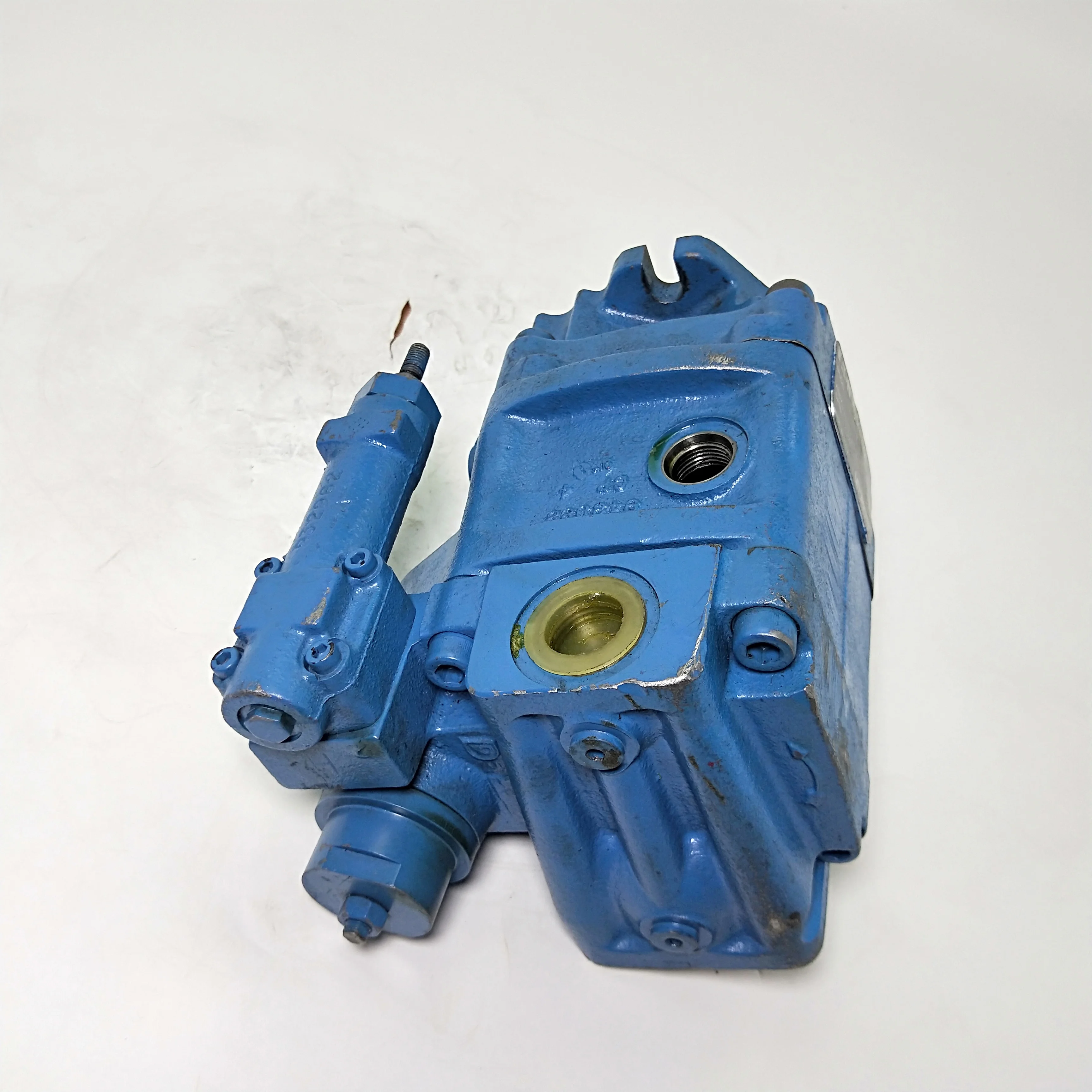 Pompa Hidrolik Seri PVM PVM131 PVM141 PVM141ER13GS2A230000001AB PVM141ER11GS2B230200000AB PVM141