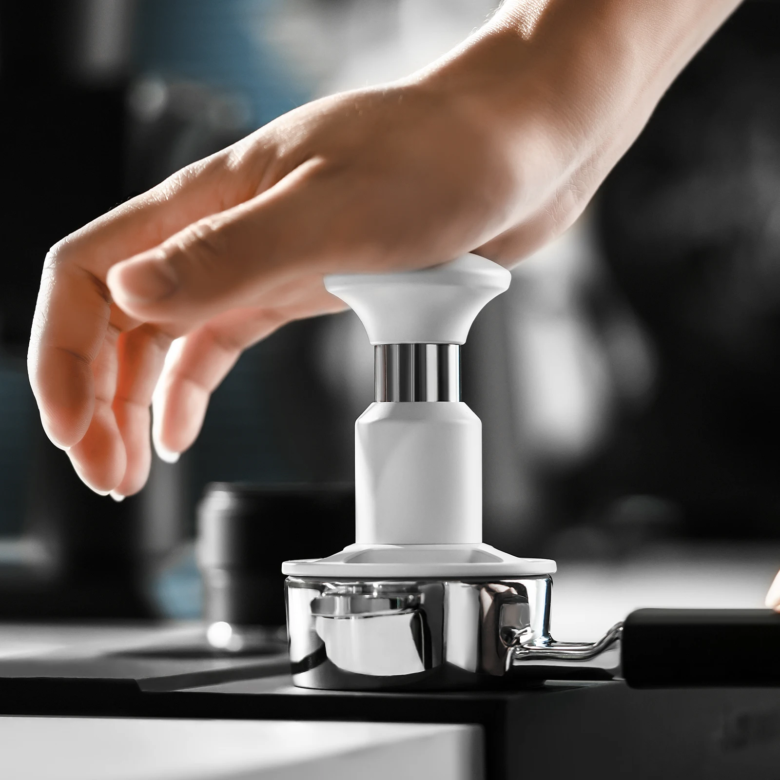 MHW-3BOMBER Knight Impact Tamper 4-Spring Espresso Tamper مع 30lbs ضغط ردود الفعل سدادة قهوة لدك القهوة الدقيق