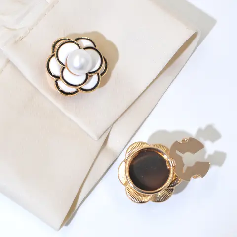 2PCS High-end Pearl Camellia Flower Cufflinks for Women Shirt Decorative Button Covers Fashion Jewelry Accessories Gifts