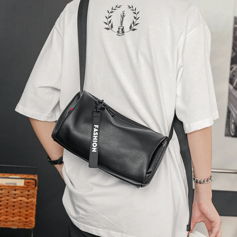 Fashion Design Lightweight Shoulder Bag Men Round Bucket Crossbody Shoulder Bag Mens Bucket Bag High Capacity Messenger Bag 2022