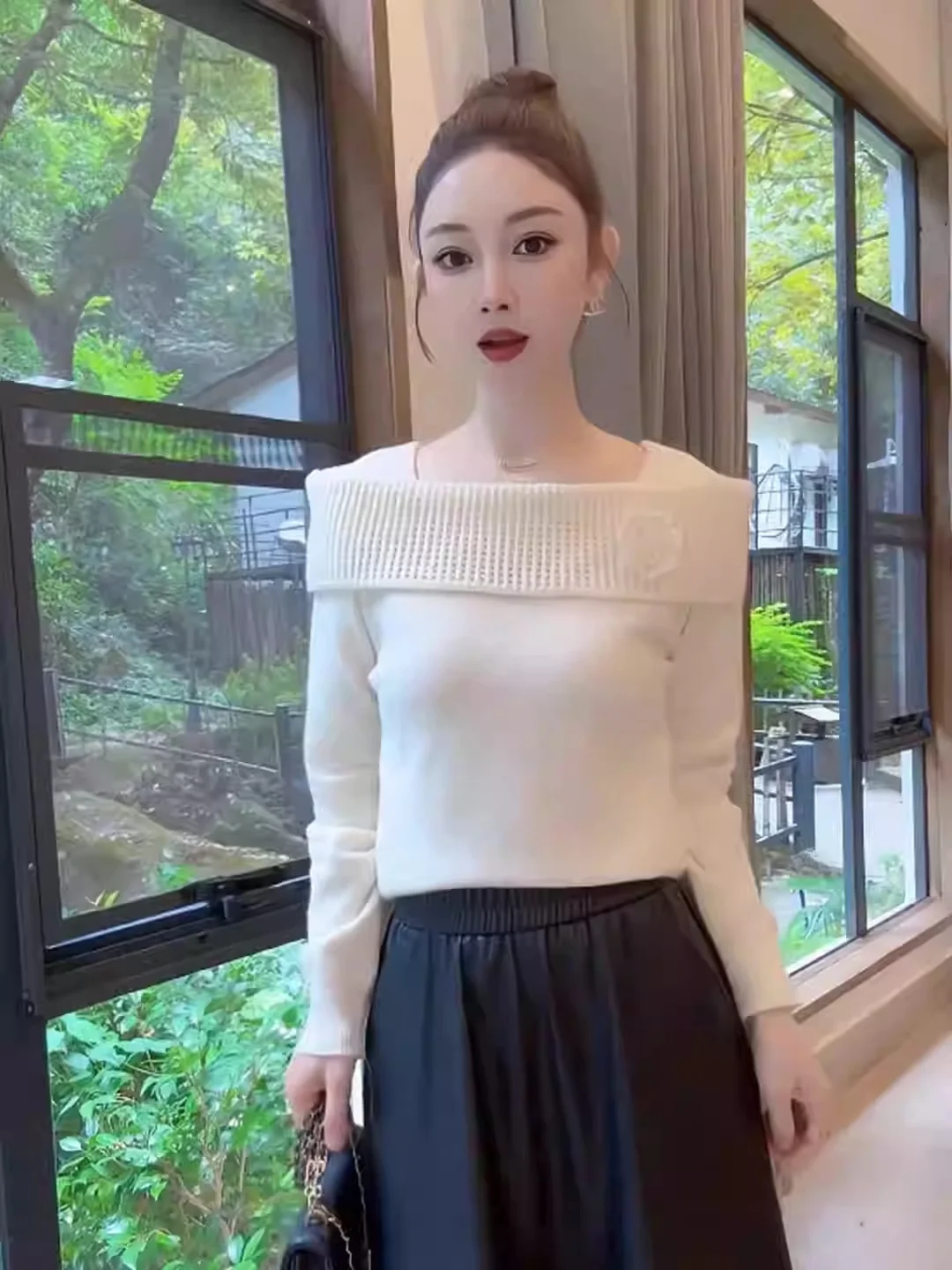 

Модный трикотаж на одно плечо, женский свободный утягивающий базовый слой, осень-зима, новый уникальный вязаный топ