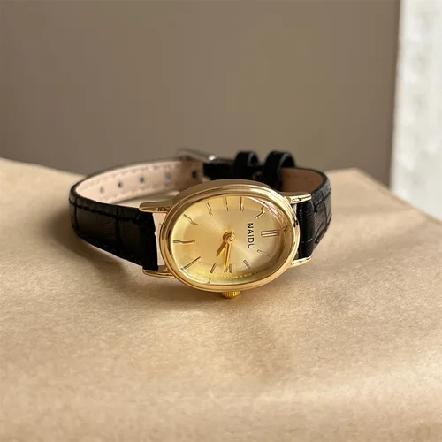 Imagen 2 del producto Reloj de cuarzo elegante para Mujer, Reloj ovalado Vintage dorado y negro plateado para Mujer, Reloj de pulsera con esfera a escala Simple para Mujer