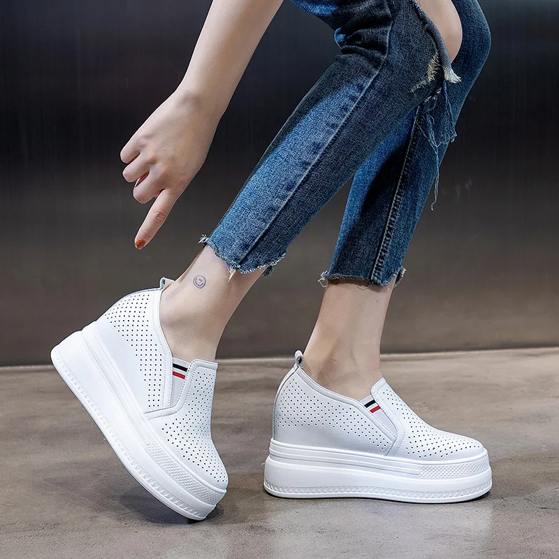 

2026 Spring Summer New Womens White Shoes Wholesale Clog Shoes Muffin Thick Sole Hidden Wedge Breathable Casual Comfortable Dail