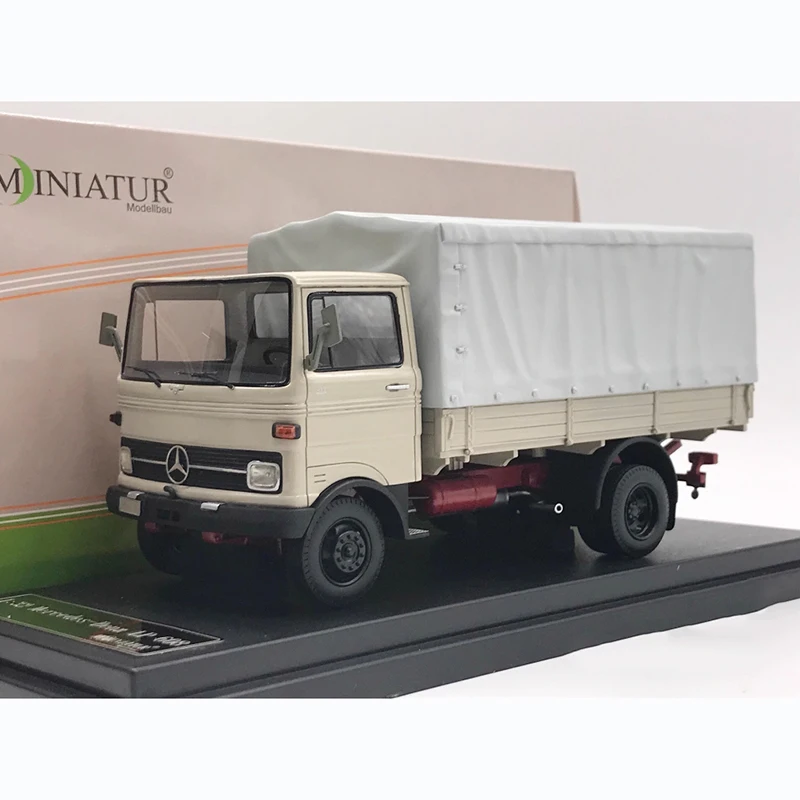 17.5cm 1:32 Scale Benz's LP608 Truck Resin Car Model Vehicle Toy for Adult Collection Gift Souvenir Display Show