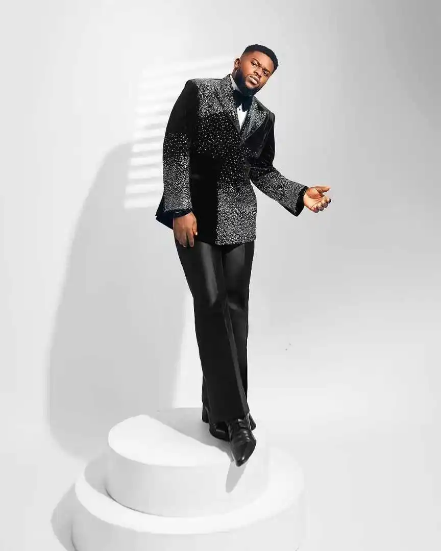 

Luxury Crystal Men Suit Set 2 Pcs Blazer+Pants Trousers Autumn Wedding Tuxedo Formal Business Office Jacket Prom Coat Customized