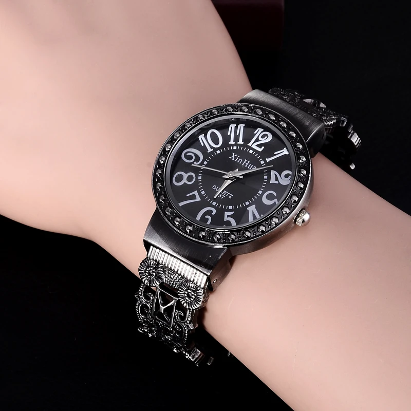 Fashion Casual Women\'s Watch Black Stainless Steel Band Exquisite Quartz Wristwatches Bracelet Retro Analog Ladies Relojes Clock