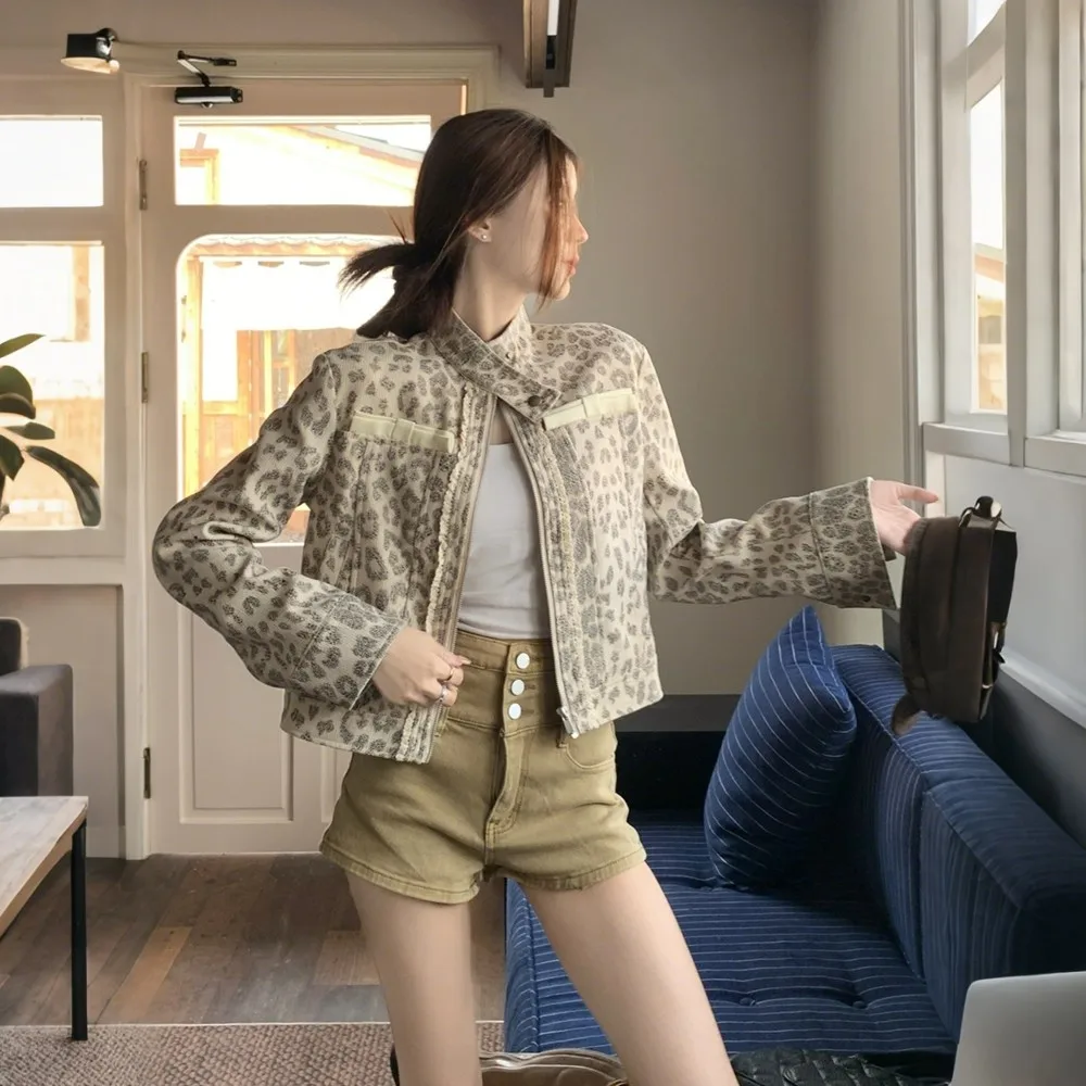 المرأة الأمريكية الرجعية سترة ليوبارد طباعة دراجة نارية نمط الخريف الصغيرة البالية الثابتة صبغ الوقوف طوق سترة قصيرة