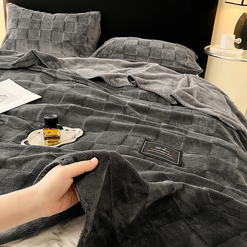 Bonenjoy 1pc Super Thick Blankets for Winter Solid Color Coral Fleece Blanket for Sofa Warm Soft Thow Blanket Plaids for Beds