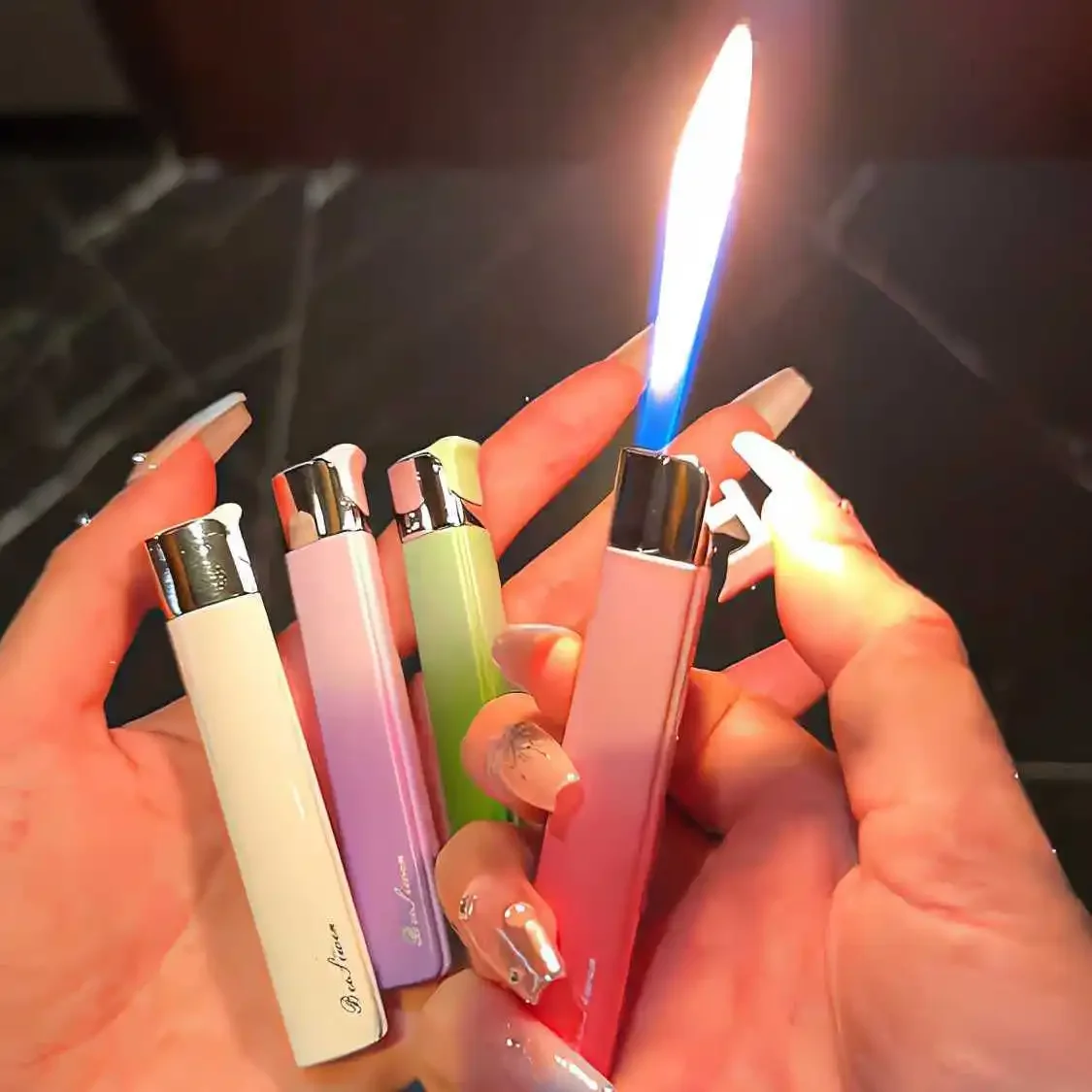 

High-Color Lighters Gradient Style Men And Women Universal Inflatable Lighters Open Flame Mini Portable Smoking Accessories Gift