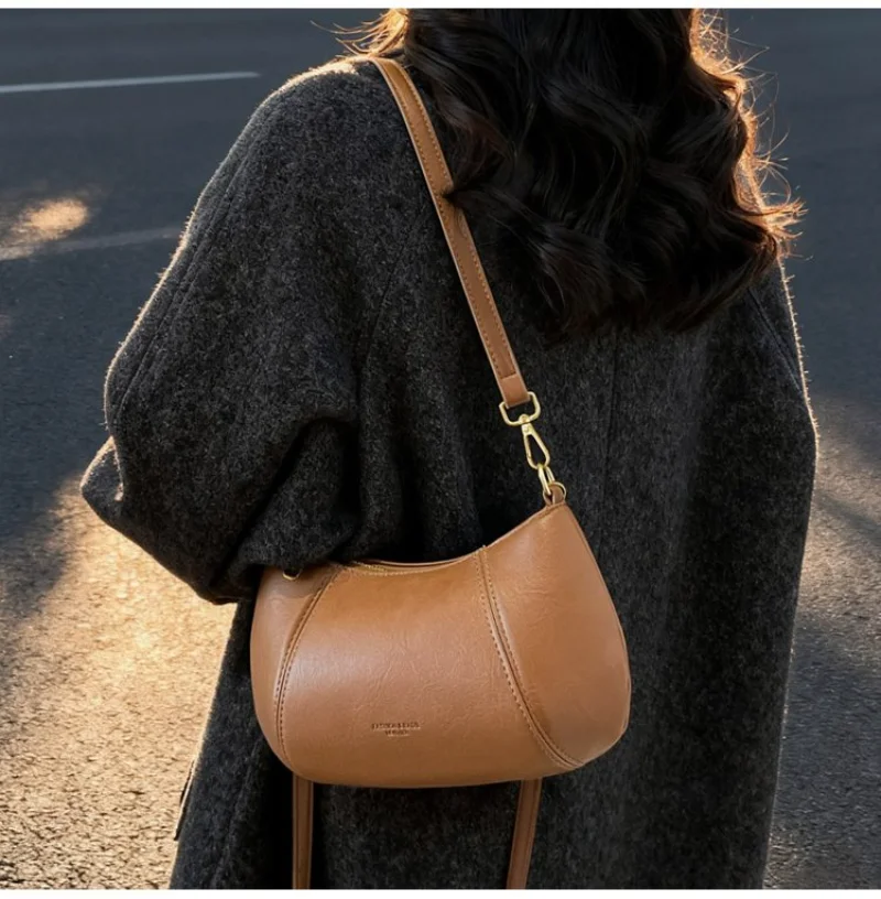 

Women's Soft Leather Hobo Shoulder Bag with Adjustable Strap & for Daily Office, Streetwear, Weekend Travel, Shopping & Errands