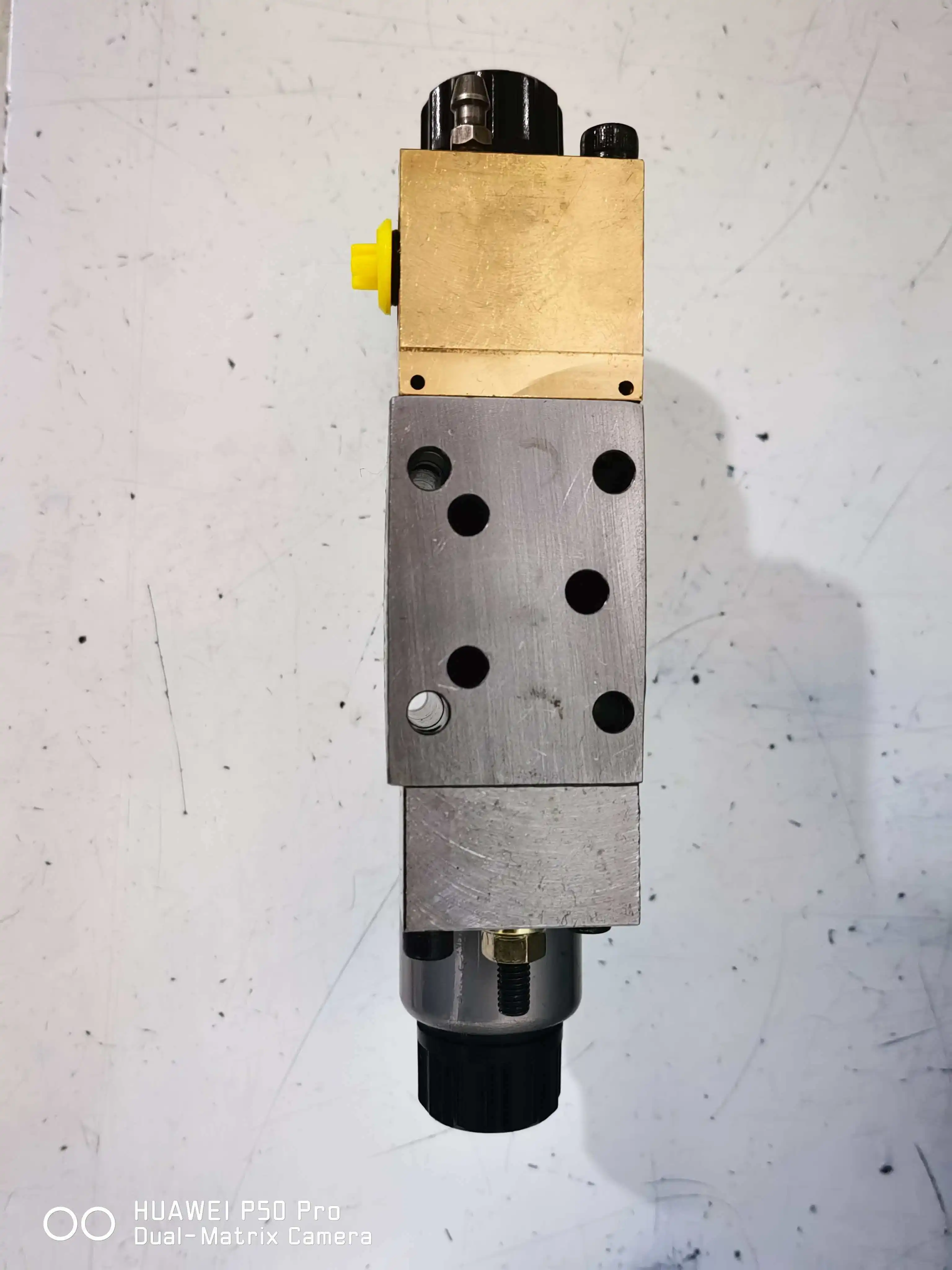 

KDG4V-3-33C30X-M-U-H7-60 Hydraulic Proportional Directional Valve KSDG4V-3-92L-40-M-U1-H7-11 220V