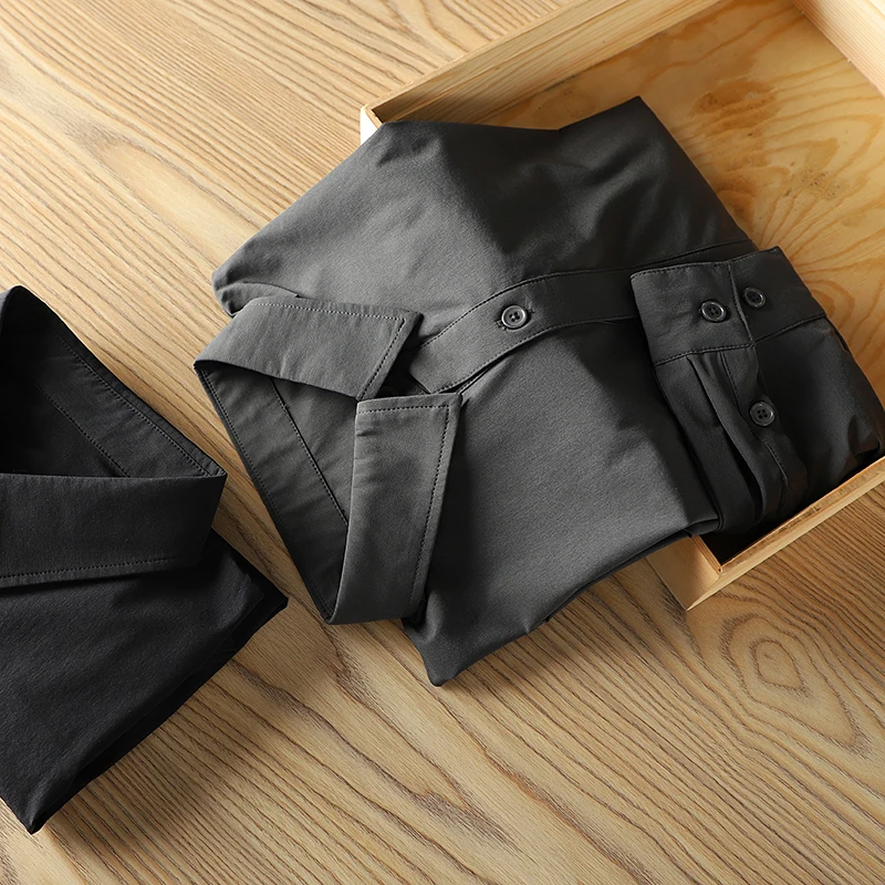 

Новая модная повседневная рубашка с длинным рукавом, дышащая, гладкая, матовая, класса люкс, немнущаяся, с отворачивающимися рукавами, осенняя, однотонная