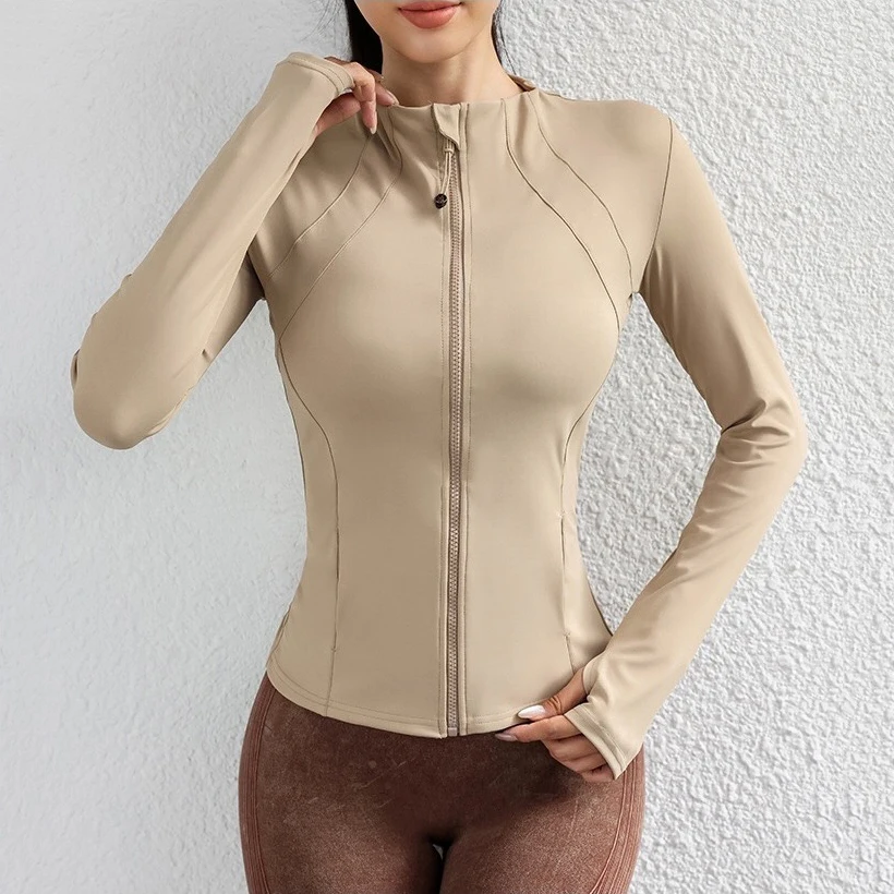 سترة لياقة بدنية بياقة واقفة سريعة الجفاف للنساء بقصة ضيقة وسحاب ملابس لليوجا وأكمام طويلة قابلة للتنفس للجري وركوب الدراجات